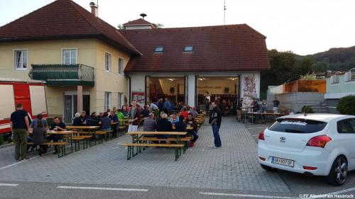 FF Altenhof 20180615203532 Jugendgrillerei