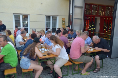 FF Altenhof 20190614175501 Jugendgrillerei